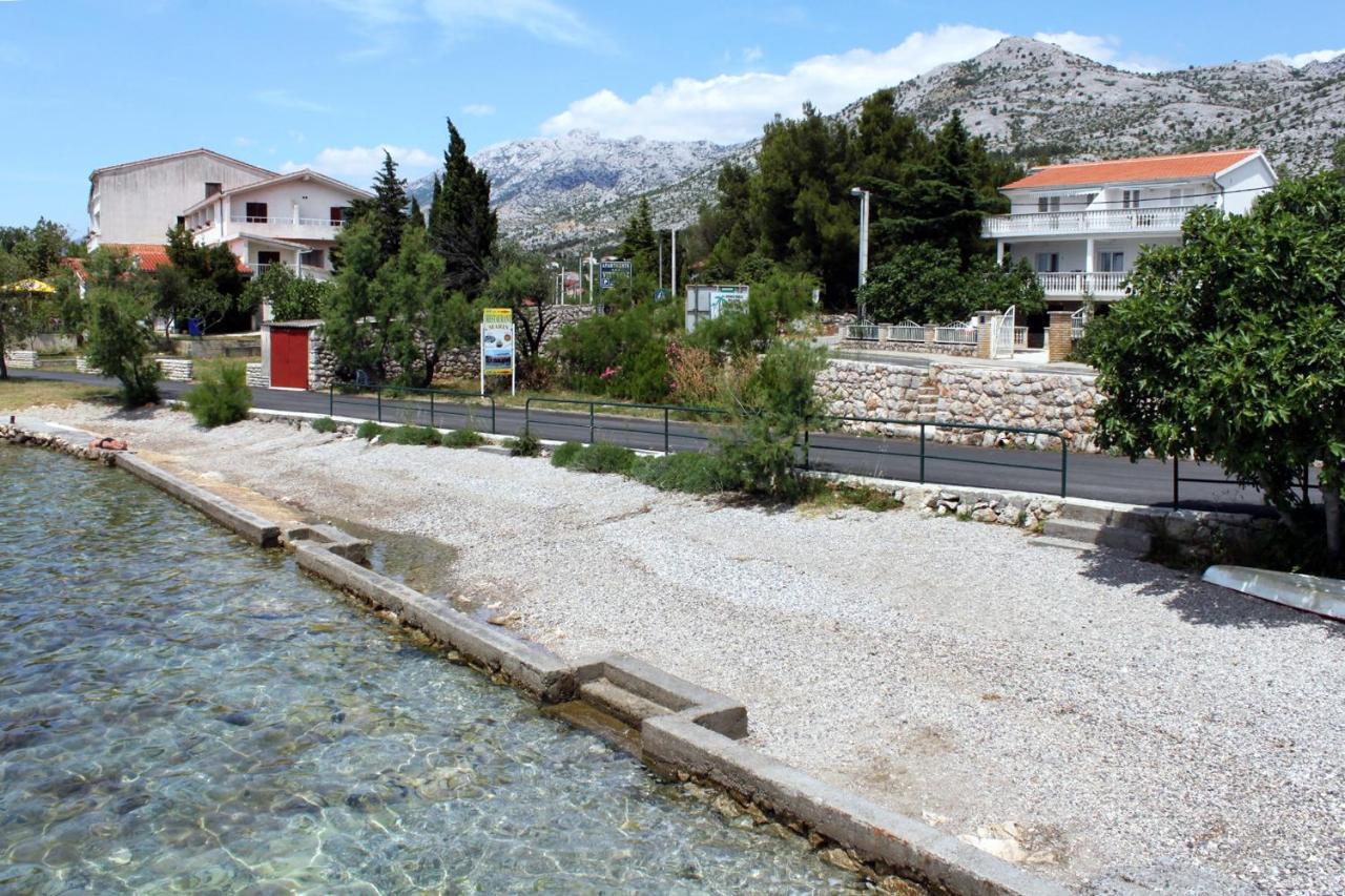 Apartments With A Parking Space Starigrad, Paklenica - 6618 Exterior photo