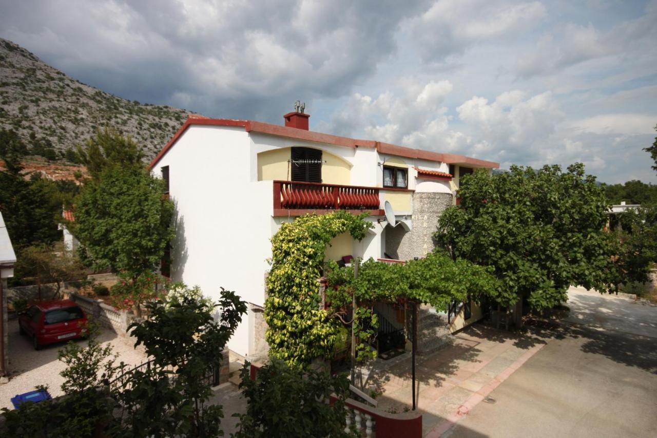 Apartments With A Parking Space Starigrad, Paklenica - 6618 Exterior photo